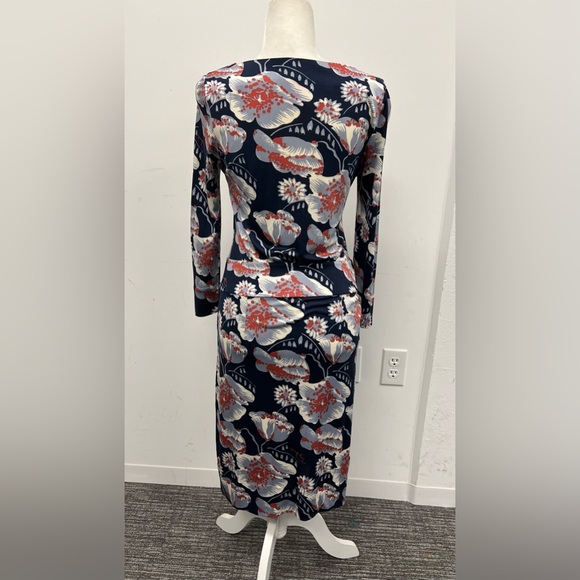 TORY BURCH SILK SHIFT DRESS - Picture 2 of 4